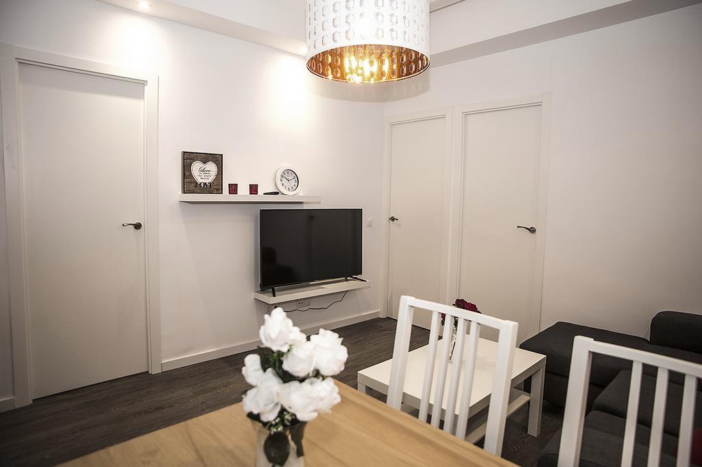 Camp Nou Apartment L'Hospitalet de Llobregat Buitenkant foto